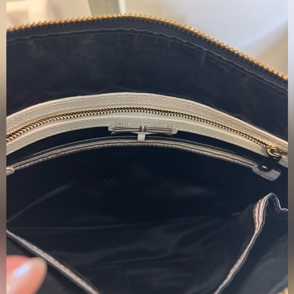 Henri Bendel Black Leather Crossbody with gold hardware - Picture 2 of 8